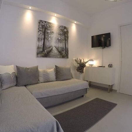 Polychrono New 2 Bedroom Apt. Just By The Sea! エクステリア 写真