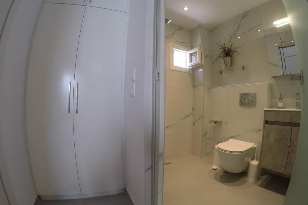 Polychrono New 2 Bedroom Apt. Just By The Sea! エクステリア 写真